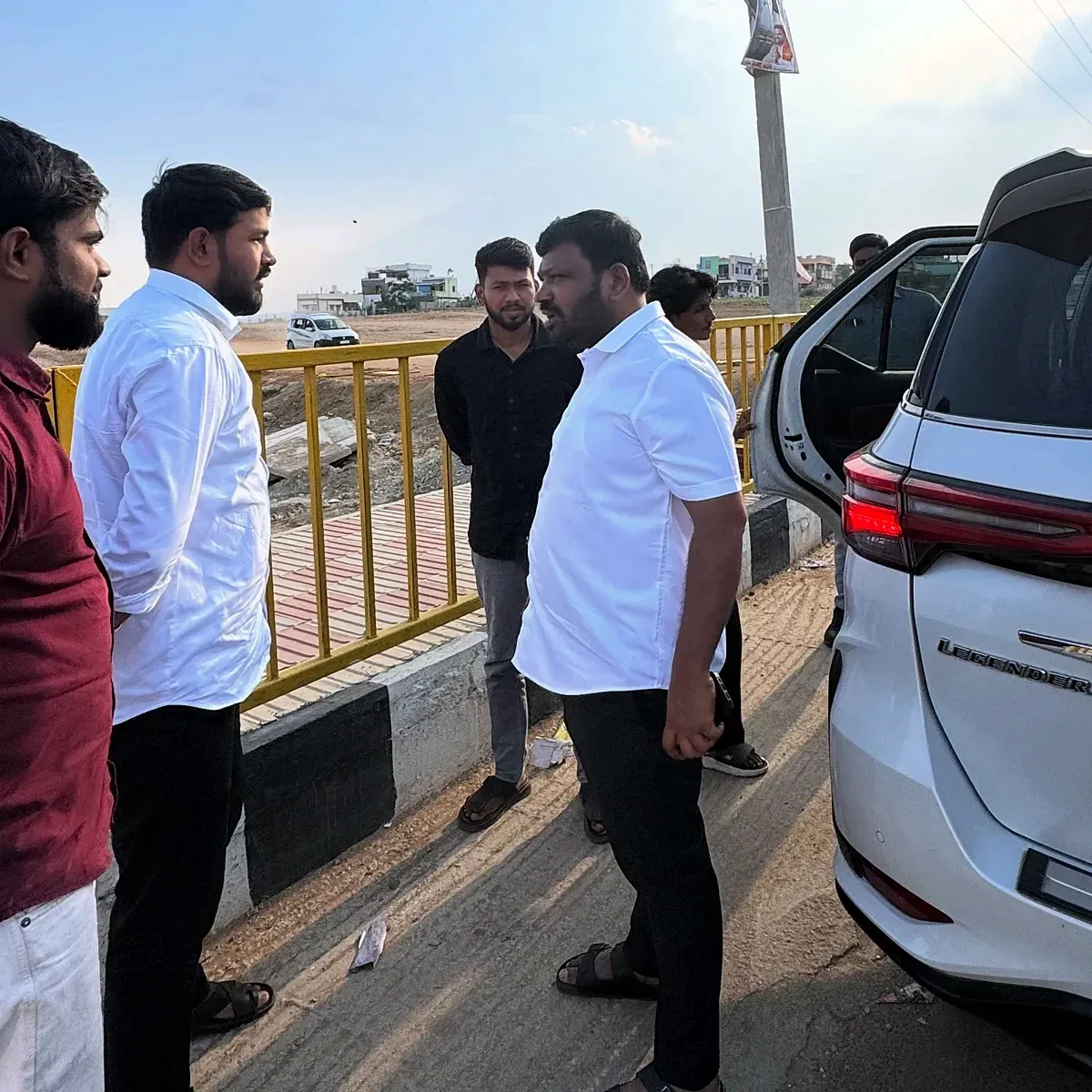 తెలుగు యువత అధ్యక్షులతో భేటీ